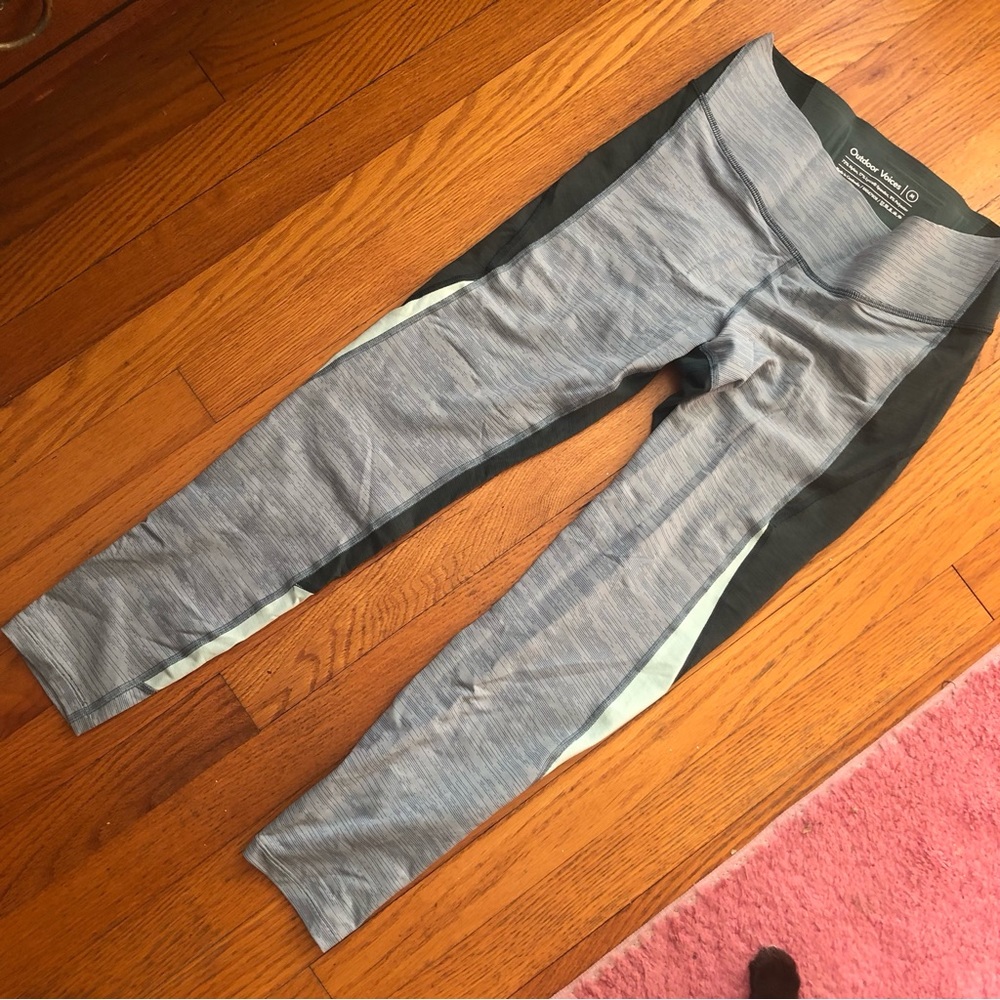 Outdoor Voices OV lightweight running tights 3 shades of green size M VGUC